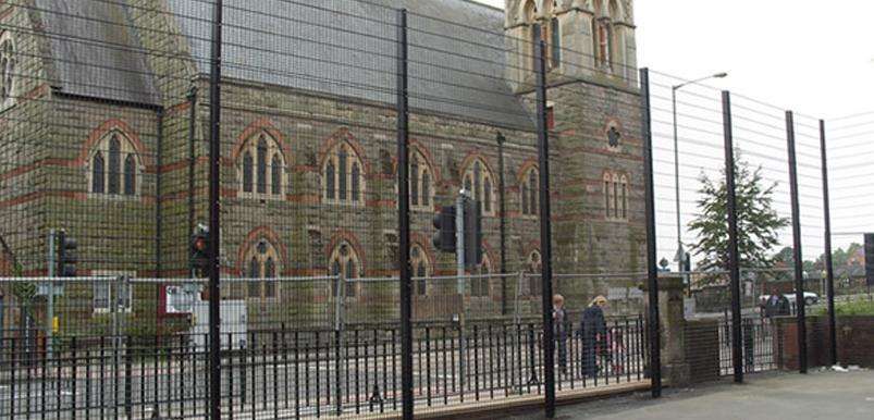 mesh fencing